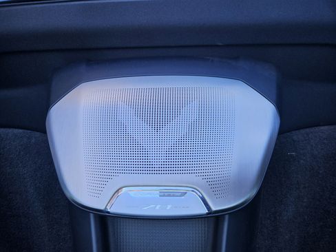 Used 2023 Chevrolet Corvette 2LT w/ Z51 Performance Package image 19