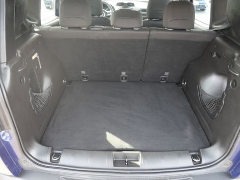 Used 2018 Jeep Renegade Sport w/ Power & Air Group image 22