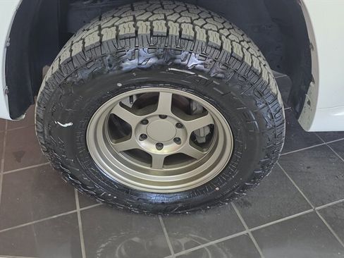 Used 2011 Toyota 4Runner Limited image 35