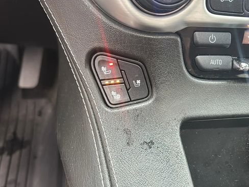 Used 2017 GMC Yukon SLT w/ Open Road Package image 45