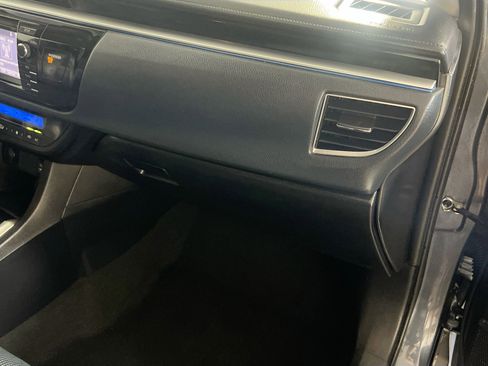 Used 2015 Toyota Corolla S FWD image 34