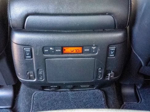 Used 2019 Nissan Armada Platinum w/ Captain's Chairs Package RWD image 24
