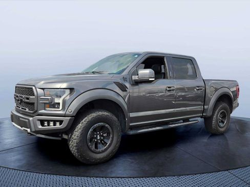 Used 2018 Ford F150 Raptor w/ Equipment Group 802A Luxury AWD/4WD image 2
