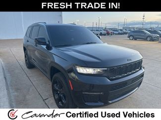 Used 2025 Jeep Grand Cherokee L Limited w/ Black Appearance Package video 1