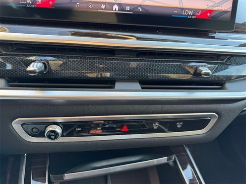 Certified 2024 BMW X7 xDrive40i w/ M Sport Package image 14