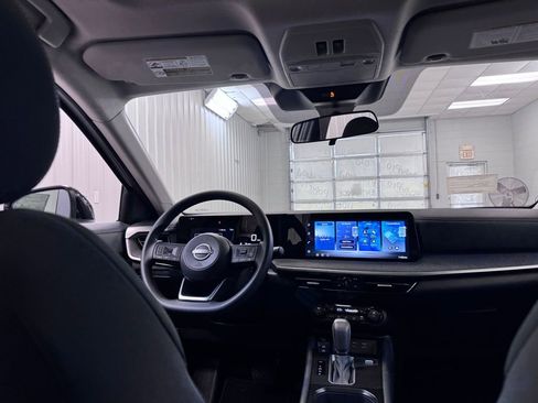 New 2026 Nissan Kicks SV w/ SV Premium Package AWD/4WD image 19