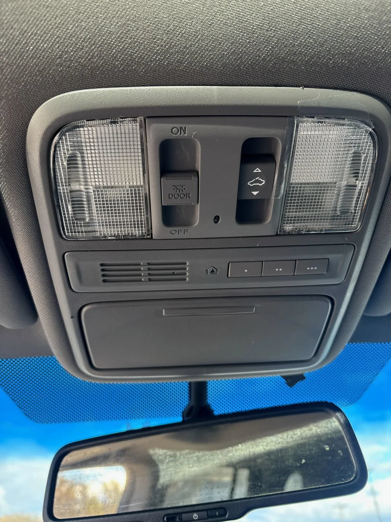 Used 2011 Honda Pilot EX-L image 25