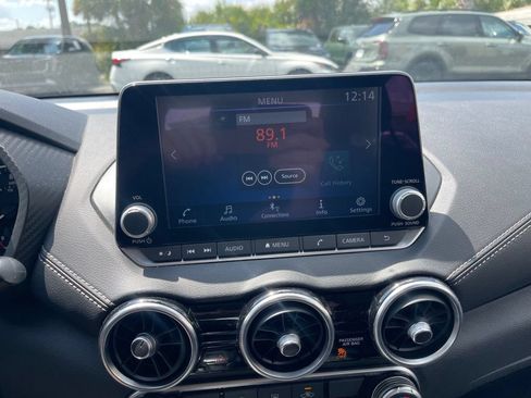 Used 2025 Nissan Sentra SV FWD image 19