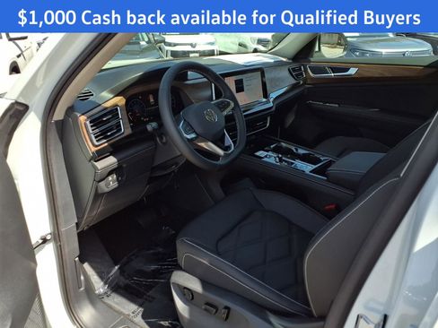 New 2026 Volkswagen Atlas SE FWD image 15