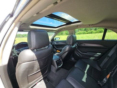 Used 2018 Cadillac CTS Luxury RWD image 15