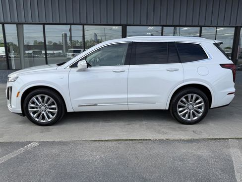 Used 2022 Cadillac XT6 Premium Luxury AWD/4WD image 8