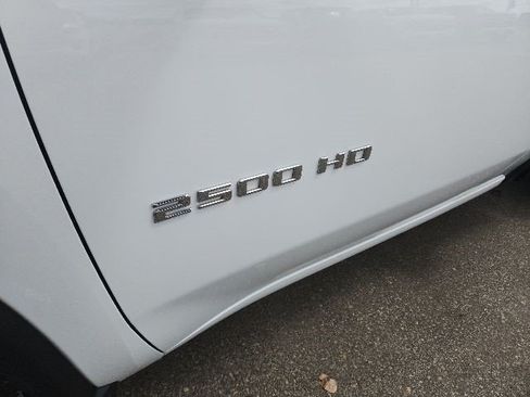 Used 2025 Chevrolet Silverado 2500 W/T w/ WT Convenience Package AWD/4WD image 4