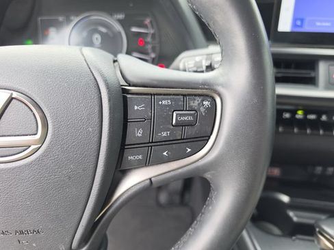 Used 2023 Lexus UX 250h FWD w/ Accessory Package (Z1) image 40