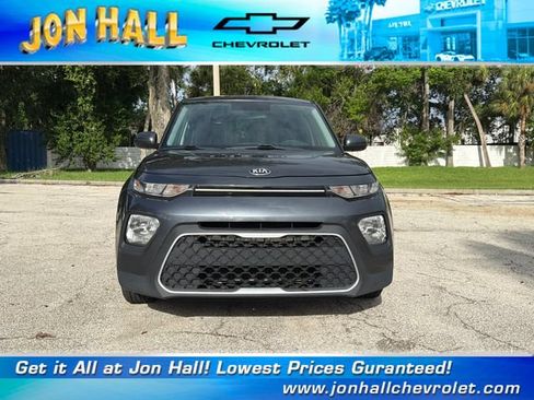 Used 2020 Kia Soul LX FWD image 12