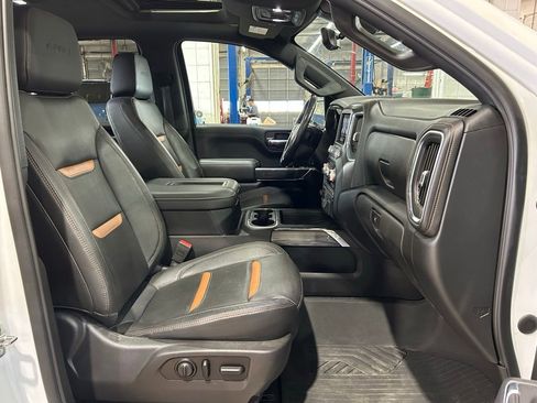 Used 2020 GMC Sierra 1500 AT4 w/ AT4 Premium Package AWD/4WD image 44