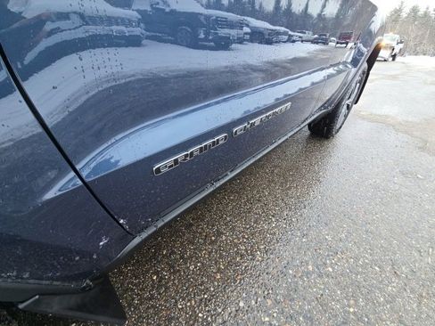 Used 2020 Jeep Grand Cherokee Limited w/ Luxury Group II image 30