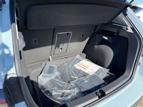 New 2026 Volkswagen Taos SE FWD image 26