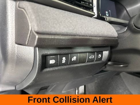 Used 2025 Toyota Camry LE FWD image 11