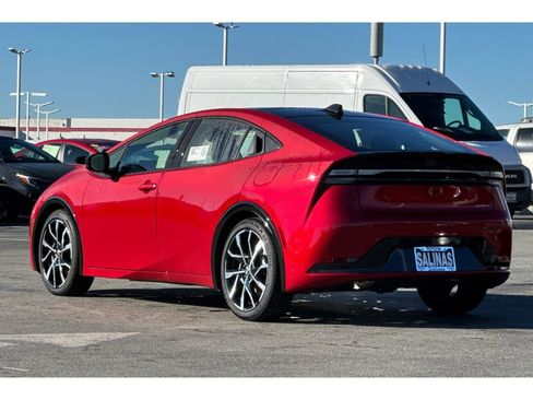 New 2026 Toyota Prius Plug-In Hybrid image 6