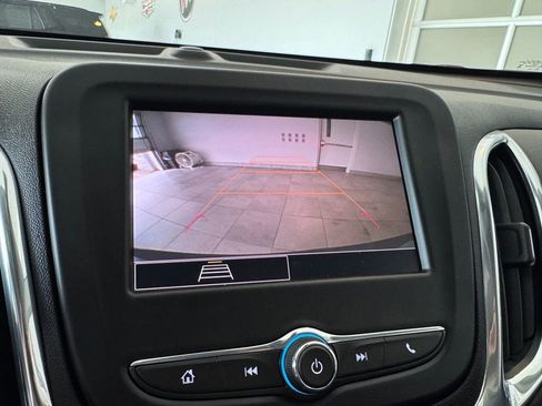 Certified 2024 Chevrolet Equinox LT image 18