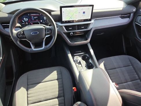 Used 2025 Ford Explorer ST-Line AWD/4WD image 11