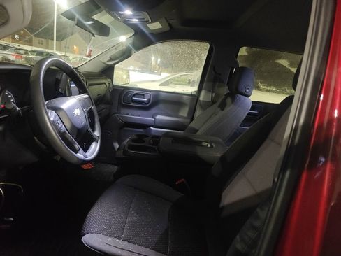 Used 2021 Chevrolet Silverado 1500 Custom w/ LPO, Dark Essentials Package image 9