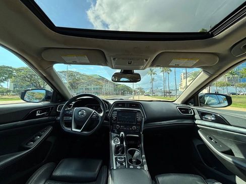 Used 2021 Nissan Maxima Platinum w/ Sport Mat Group image 12