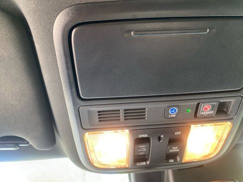 Used 2019 Honda Passport Touring image 19