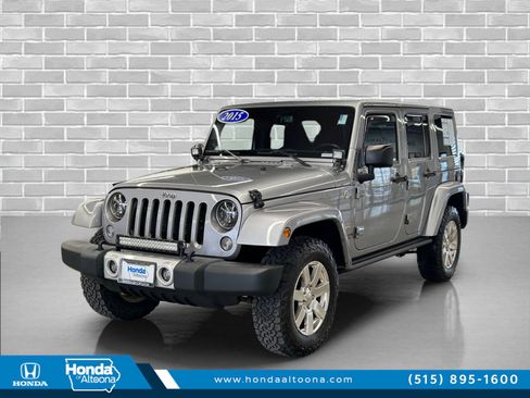 Used 2015 Jeep Wrangler Unlimited Sahara w/ Connectivity Group image 1