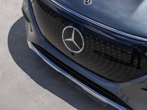 Used 2023 Mercedes-Benz EQS 450+ SUV image 8