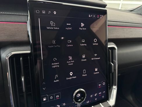 Certified 2026 GMC Acadia Denali Ultimate AWD/4WD image 20