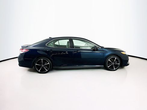 Used 2020 Toyota Camry XSE w/ Navigation Package FWD image 10