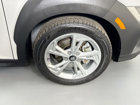 Used 2023 Hyundai Kona SEL AWD/4WD image 32