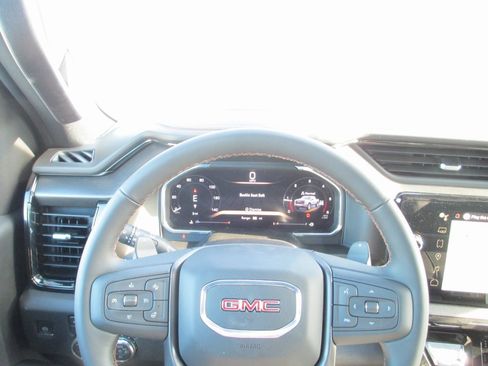 New 2026 GMC Sierra 1500 AT4 w/ AT4 Premium Package image 21