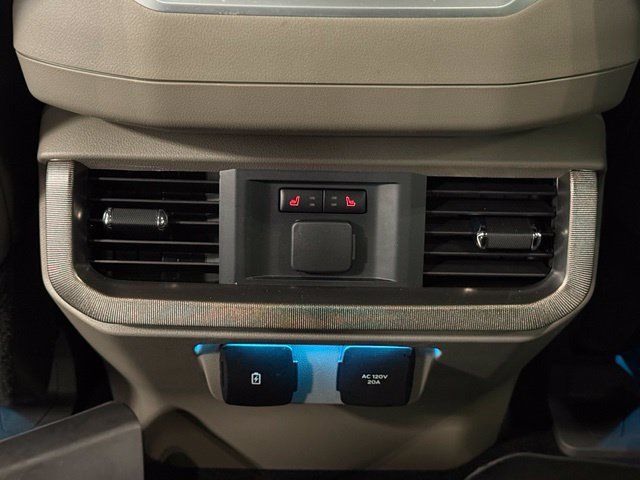 Used 2024 Ford F150 Platinum w/ Equipment Group 703A Plus AWD/4WD image 31