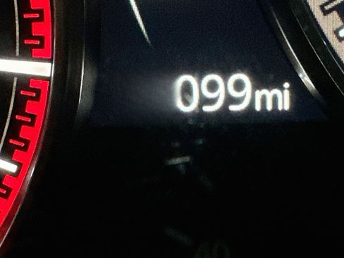 Used 2024 MAZDA MAZDA3 s FWD image 19