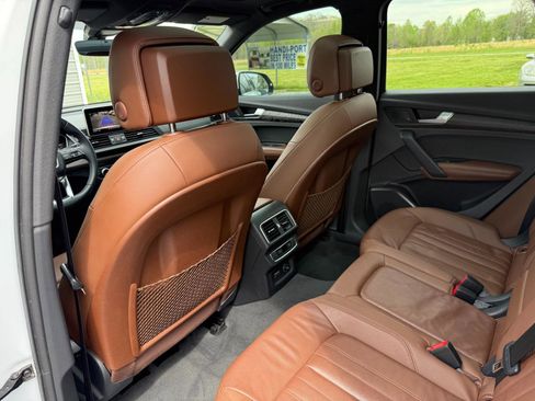 Used 2019 Audi Q5 2.0T Premium Plus w/ Premium Plus Package image 29