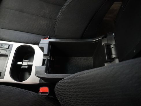 Used 2012 Subaru Outback 2.5i image 22