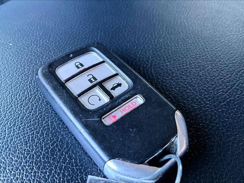 Used 2018 Honda Accord EX image 14