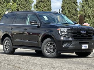 New 2026 Ford Expedition Active RWD video 2