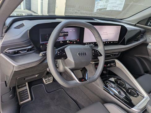 New 2026 Audi SQ5 Premium Plus AWD/4WD image 9