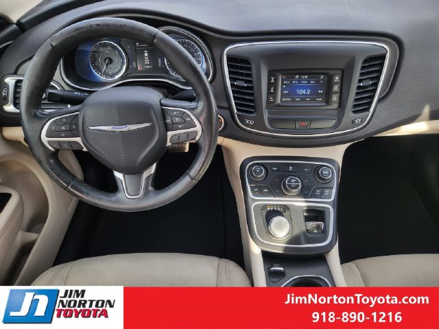 Used 2015 Chrysler 200 Limited w/ Convenience Group FWD image 27