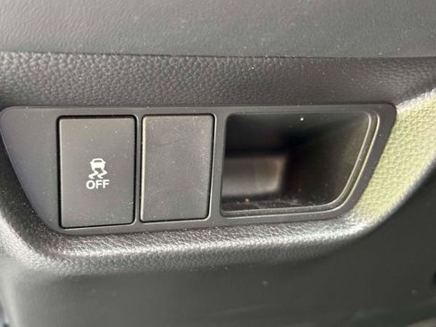 Used 2026 Honda HR-V LX image 14