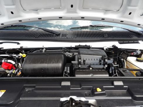 Used 2023 Ford E-450 and Econoline 450 Super Duty w/ Power Windows & Locks Group RWD image 30