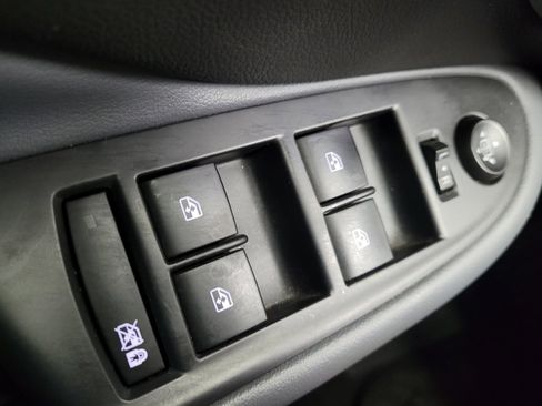 Used 2020 Buick Envision Essence image 27