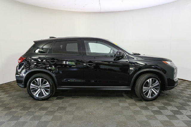 Used 2025 Mitsubishi Outlander Sport ES AWD/4WD image 13
