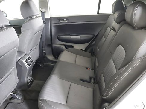 Used 2022 Kia Sportage LX image 28