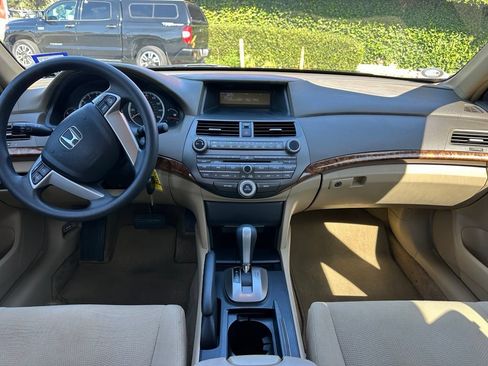 Used 2008 Honda Accord EX image 9