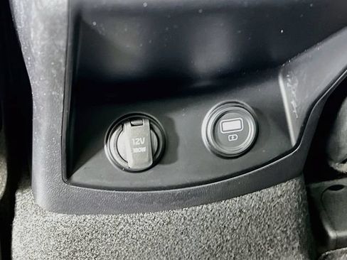 Used 2023 Kia Sorento EX AWD/4WD image 35