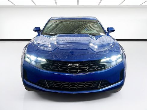 Used 2023 Chevrolet Camaro LT w/ Technology Package RWD image 2